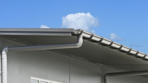 Eavestrough Service in Tucker